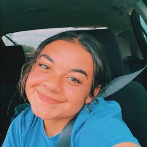 Meet your Posher, Lanae